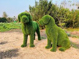 Topiary Animals Exporters in Finland